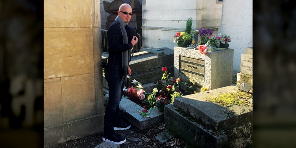 WithMojo01a With The Other Jim Morrison Père Lachaise, Paris, France